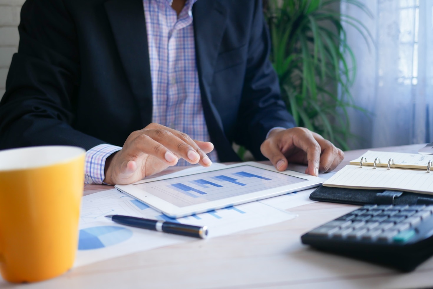 Building Authority In Competitive Local Markets